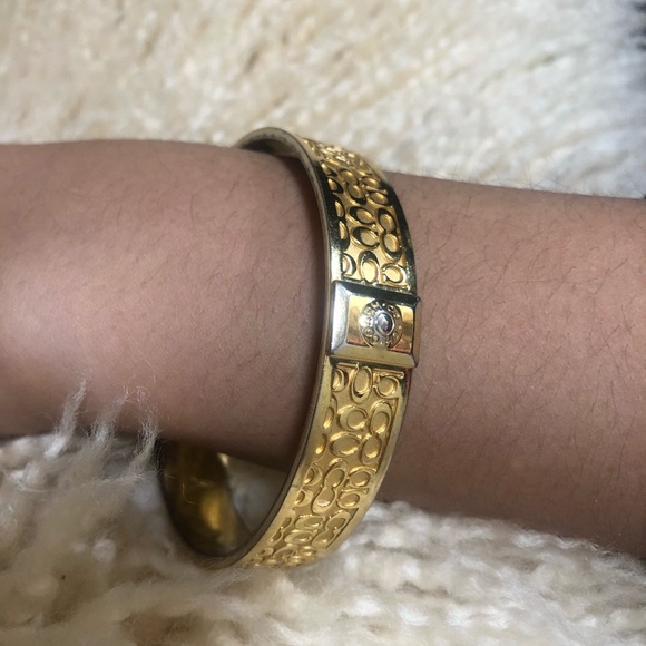 COACH Authentic Gold Tone Signature C Logo Bangle - Picture 6 of 6